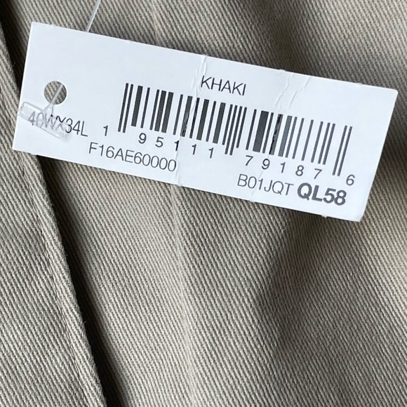 Amazon Essentials Khaki Pants🩳 - Picture 3 of 9